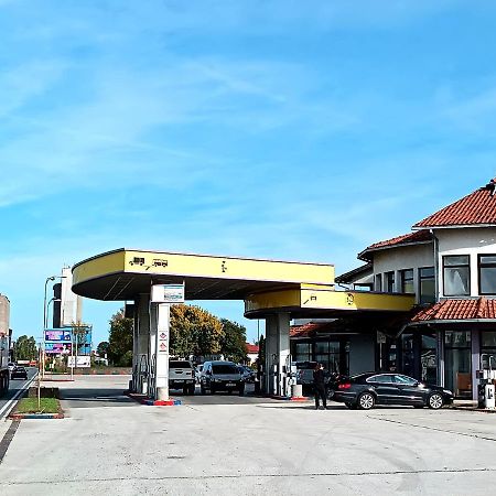 Motel Gas-Petrol Samac Bosanski Samac Bagian luar foto